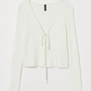 H&M Cropped Cardigan With Ties in Front